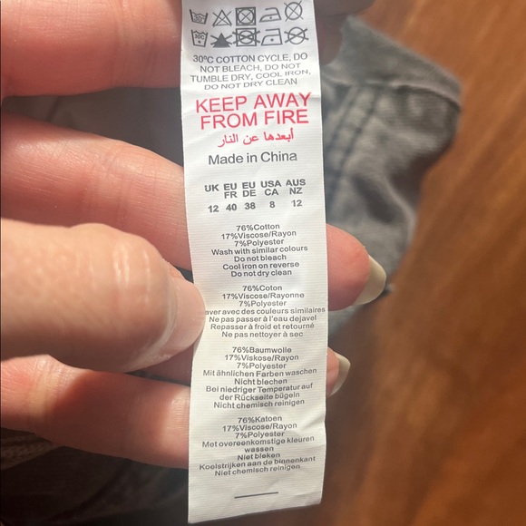 New Pretty Little Things Women's Gray Jeans - Picture 15 of 16